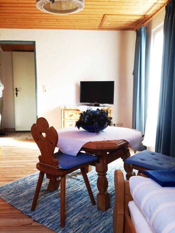 Ferienwohnung Gruss Aus Partenkirchen Garmisch-Partenkirchen járás Szoba fotó