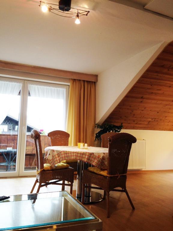 Ferienwohnung Gruss Aus Partenkirchen Garmisch-Partenkirchen járás Szoba fotó